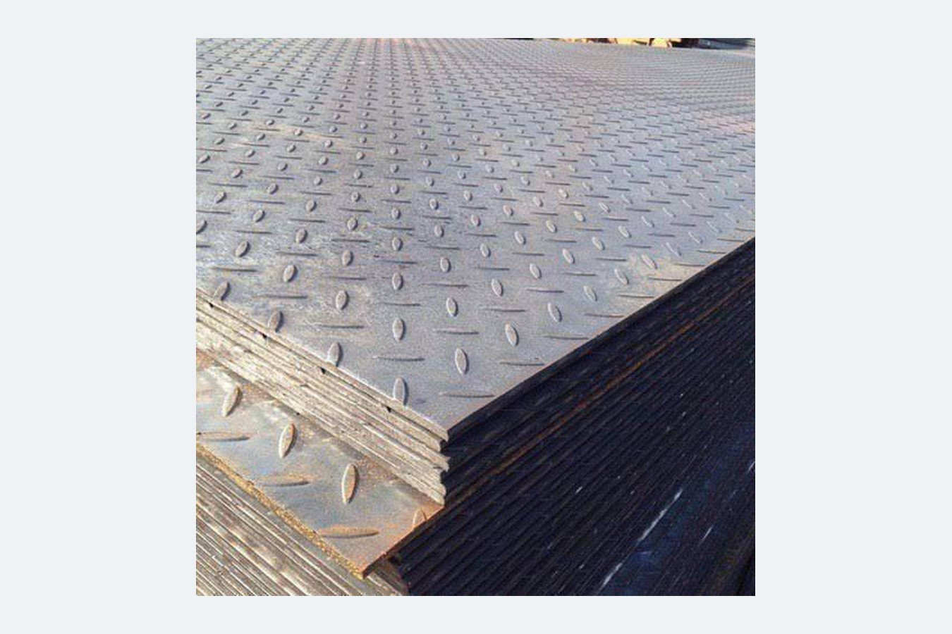 Checker plate MS sheet with raised pattern